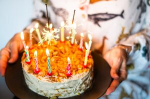 Bolo de Aniversário: Receita Fácil e Deliciosa para Festas