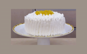 Bolo de Aniversário de Abacaxi: Sabor de uma Data Inesquecível!