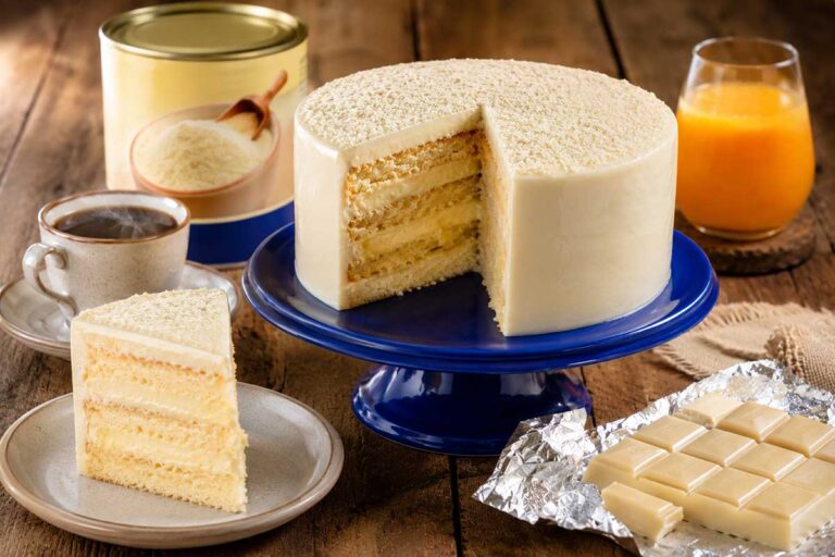 Receita de Bolo de Leite Ninho Fofinho e Suculento: Receita Profissional Passo a Passo