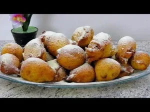 Bolinho de Chuva com Leite Ninho e Chocolate em Gotas
