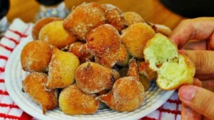 Bolinho de Chuva: Delicie-se com essa Receita Irresistível